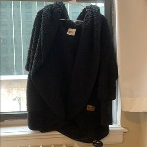 Black Nordic Beach Apparel